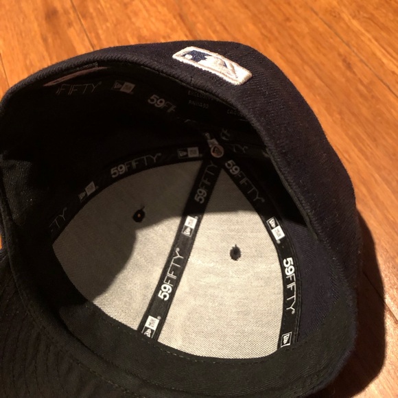 New York Yankees fitted hat - Picture 3 of 4